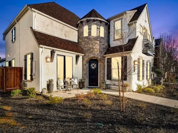 3289 Crocker Dr, Sacramento, CA 95818