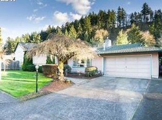 15320 SE Gladstone Dr, Portland, OR 97236