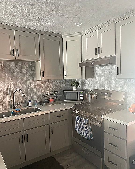2nd image of 4865 Bresee Ave