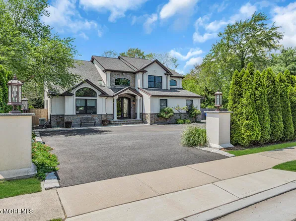 620 Brookside Dr, Toms River, NJ 08753