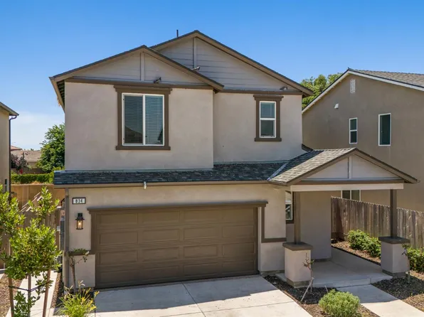 834 Amanecer Ave, Clovis, CA 93619
