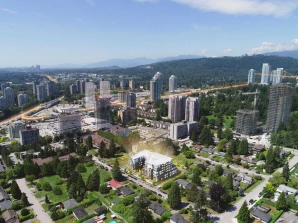 599 Dansey Ave #212, Coquitlam, BC V3K 0J5