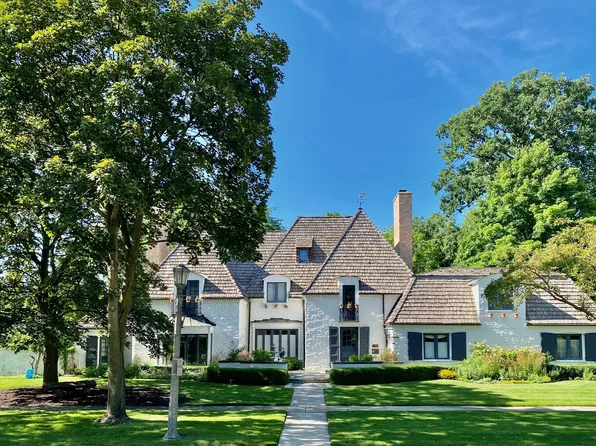 7900 Greenfield St, River Forest, IL 60305
