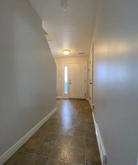 354 E Braidhill Dr — Photo 24