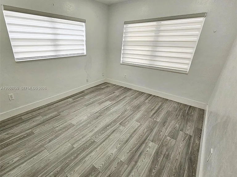 464 E 13th St #464 — Photo 4