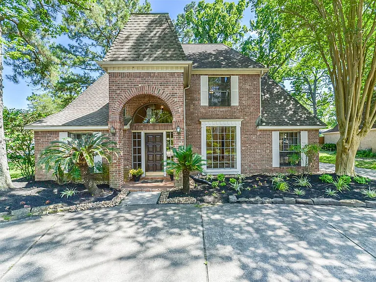 3910 Misty Gardens Ct — Photo 5