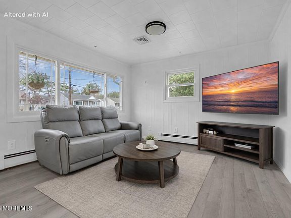 5th image of 405 Terrace Ave