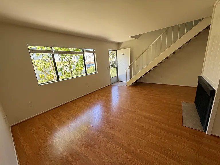 16885 Lynn Ln #10 — Photo 2