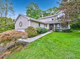 1306 Seamans Rd, Factoryville, PA 18419