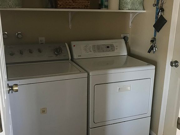 5th image of 2230 Interlake Dr