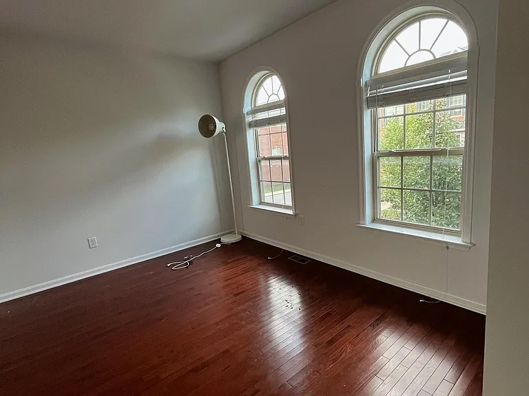 9507 Smithview Pl — Photo 17