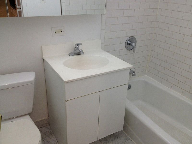 2nd image of 2090 Madison Ave APT 4C
