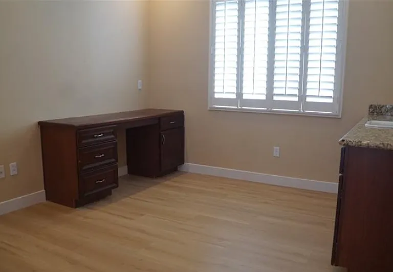2407 Granada Bluff Ct — Photo 21
