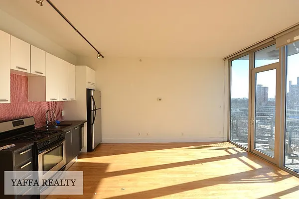 Rented by Yaffa Realty LLC | media 14