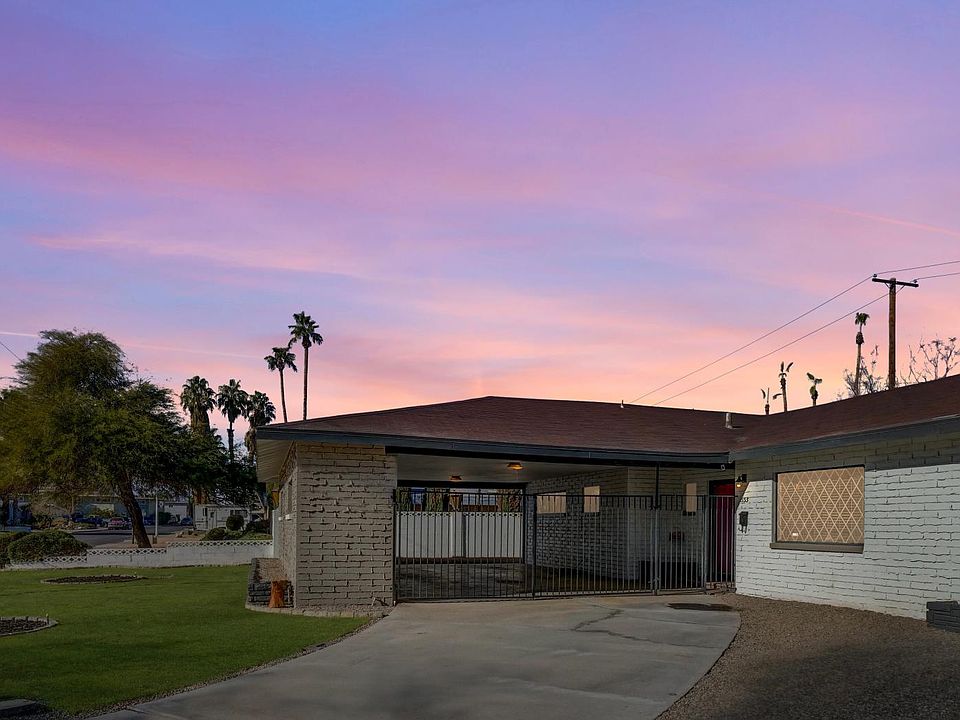 Welcome to 553 Barbara Way