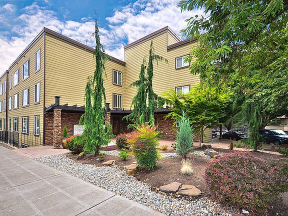 2nd image of 7415 5th Ave NE APT 408