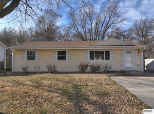 9535 Tomahawk Blvd, Omaha, NE 68134