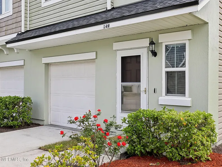 149 Moultrie Village Ln — Photo 2