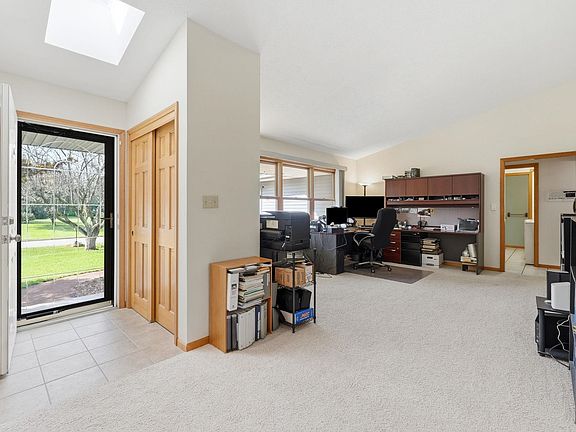 4th image of 26809 Sweetwater Way