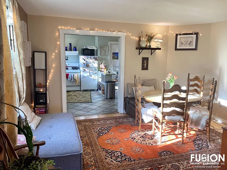 134 King St — Photo 16