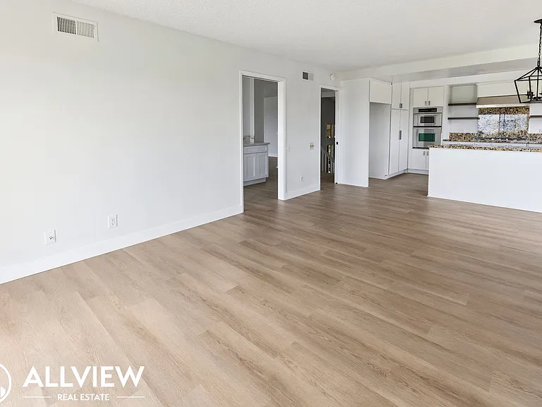 29 Skysail Dr — Photo 11