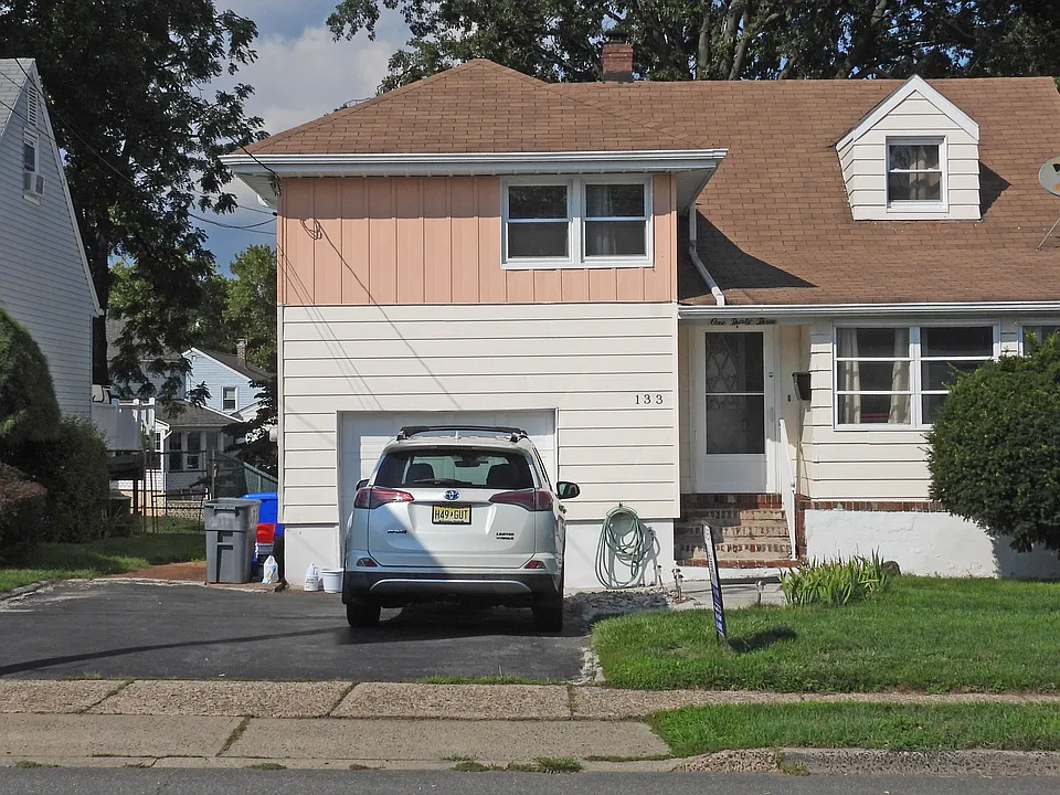 133 Baldwin Ave