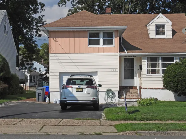 133 Baldwin Ave, Hasbrouck Heights, NJ 07604