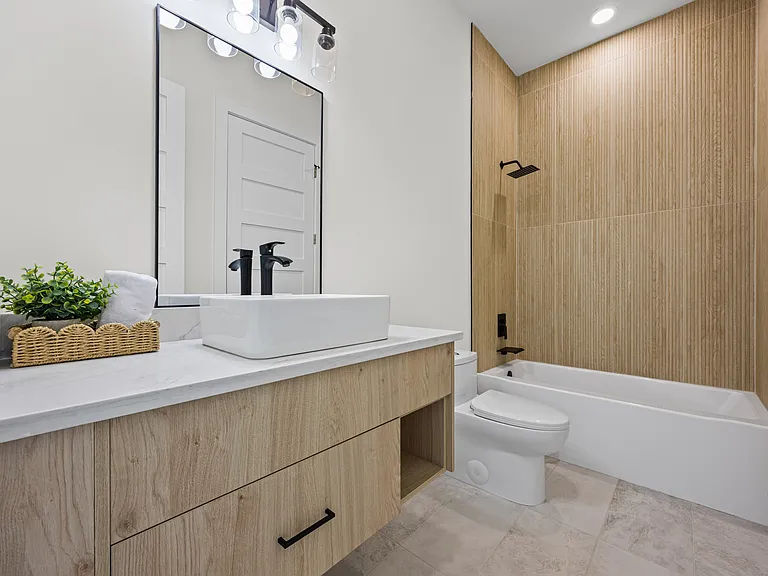 1020 Mountain Leather Dr — Photo 31