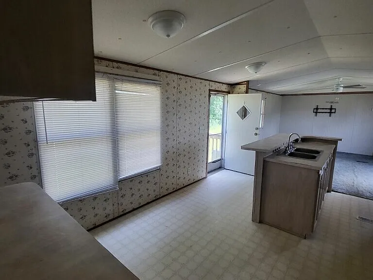 1344 Highway 57 S #19 — Photo 11