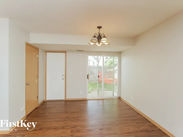 1576 Linden Park Ln — Photo 6