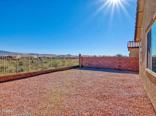 7788 S Golden Bell Dr, Tucson, AZ 85747