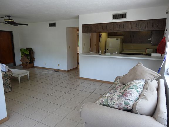 3rd image of 4030 25th St N APT 1
