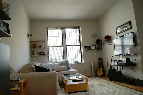 Rented by Town Residential | media 16