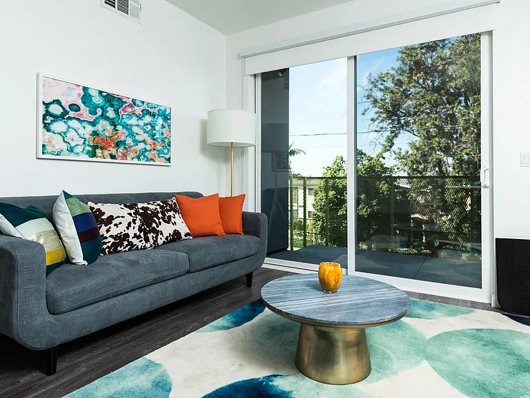 Inspire Belmont Apartments — Photo 17