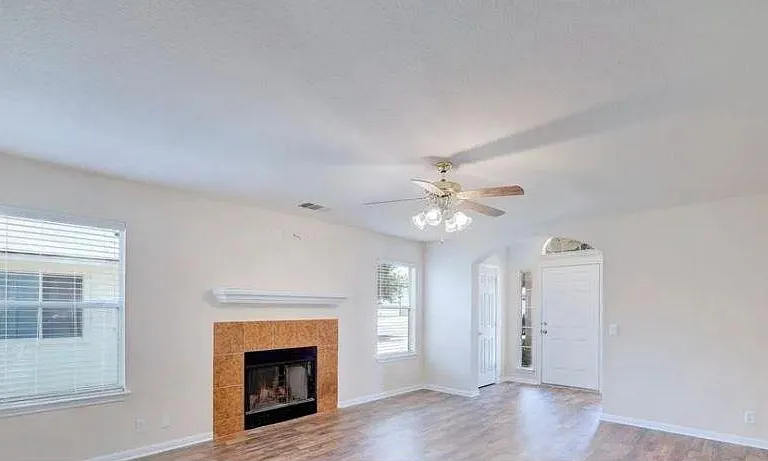 324 Avalanche Ave — Photo 2