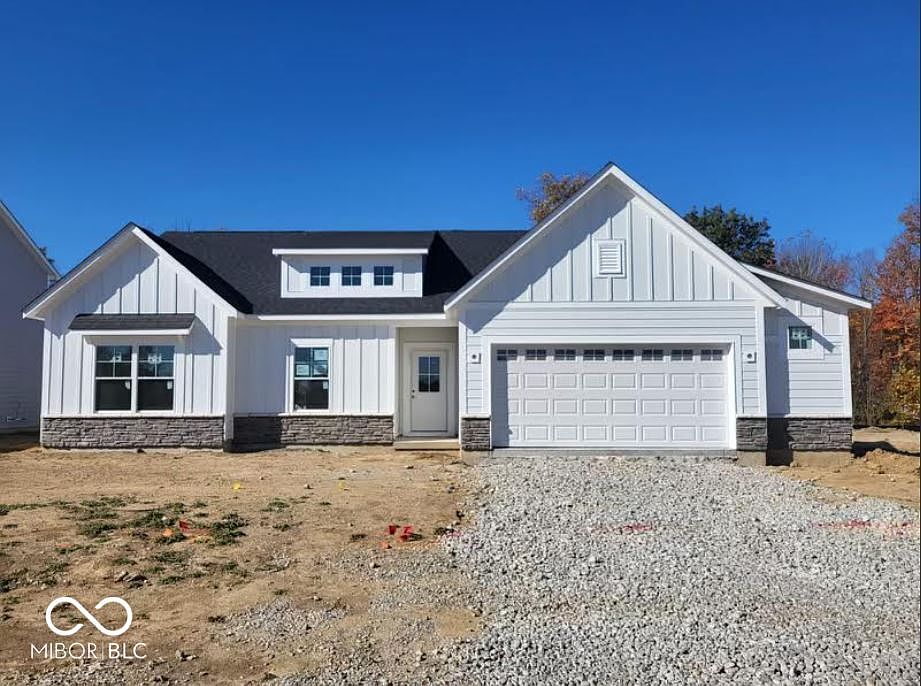 1st image of 4052 Railhead Ave