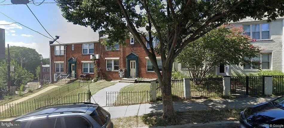 Photo 1 of 1 - 1314 Downing Pl NE - Washington, DC Primary Photo - 1314 Downing Pl NE