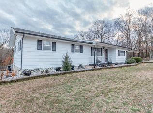 19110 Glade Springs Rd, Lebanon, MO 65536