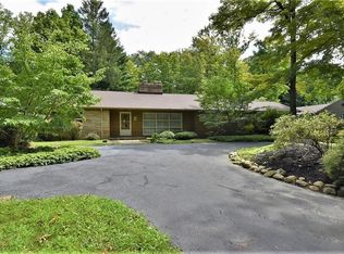 34375 Sherwood Dr, Solon, OH 44139