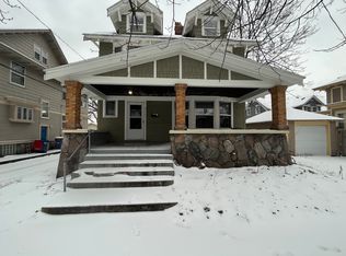 511 Giddings Ave SE, Grand Rapids, MI 49506