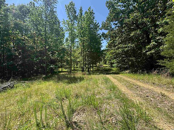 2nd image of 1096 County Road 472