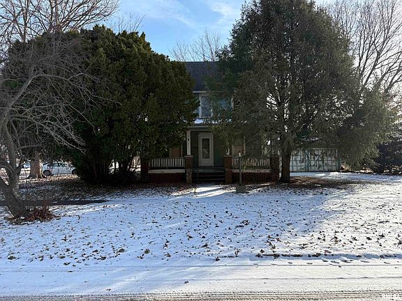 2nd image of 103 SW 4th St