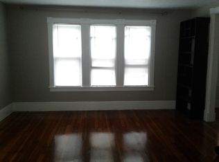 22 Ocean St #2, New Bedford, MA 02740