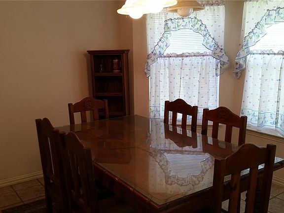 4th image of 2513 Coffey Dr