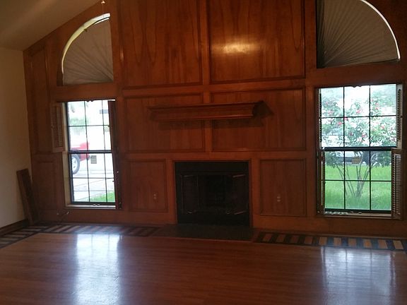 2nd image of 2206 Stone Pine Ct