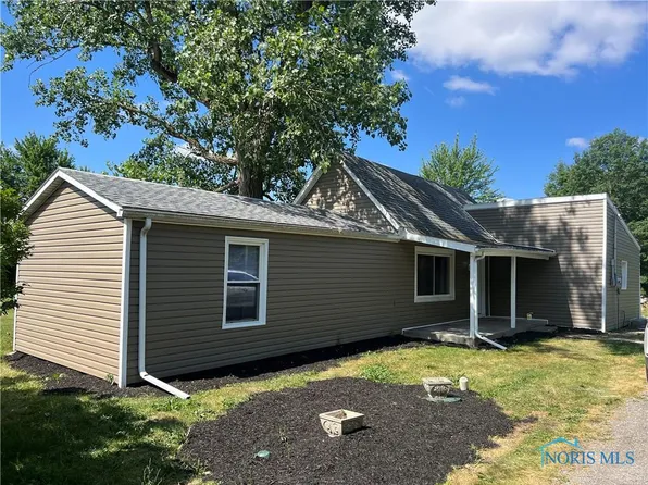 809 State St, Melrose, OH 45861