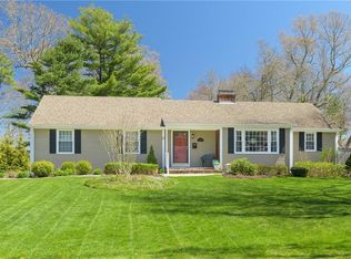 20 Bullock Ave, Barrington, RI 02806