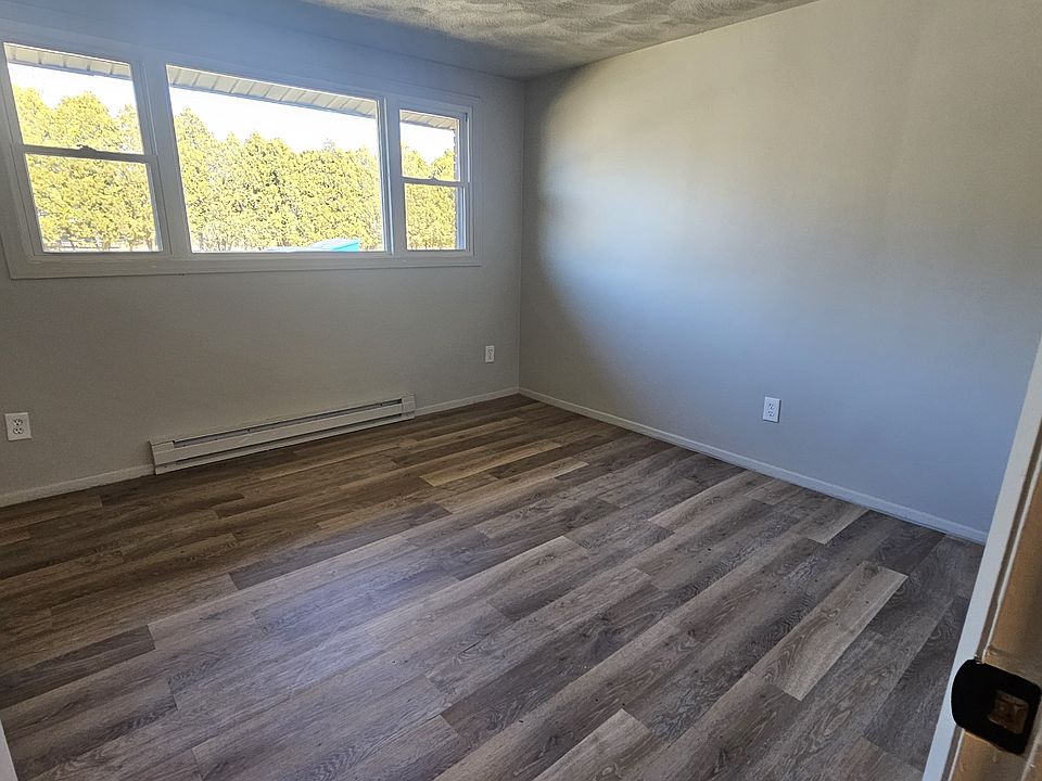 2nd image of 256 Union St #B