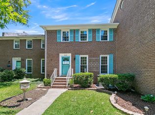 642 Bonneau Ln, Mount Pleasant, SC 29464