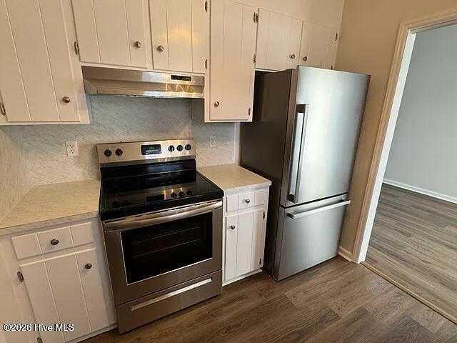 765 Colony Pl — Photo 4